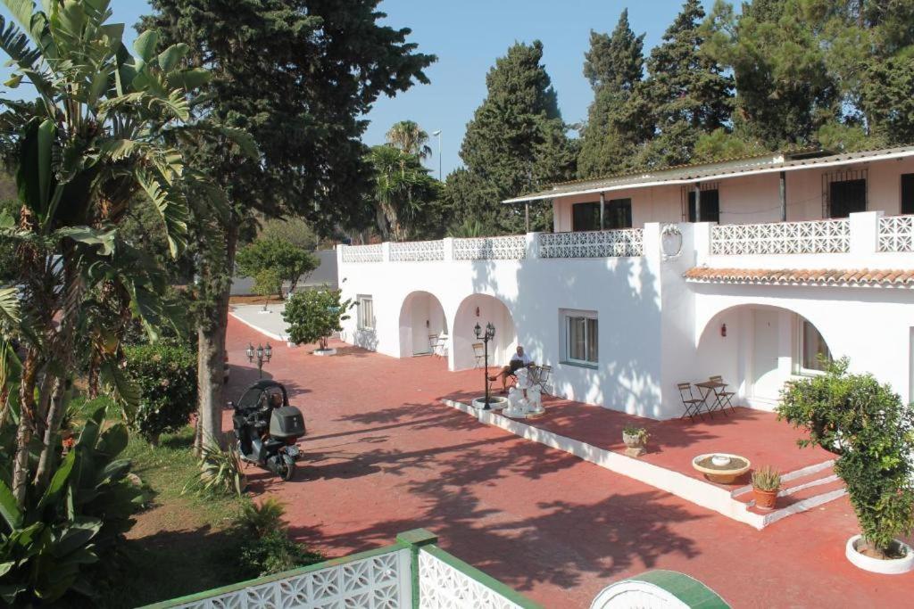 ホテル Rancho Grande マルベーリャ エクステリア 写真